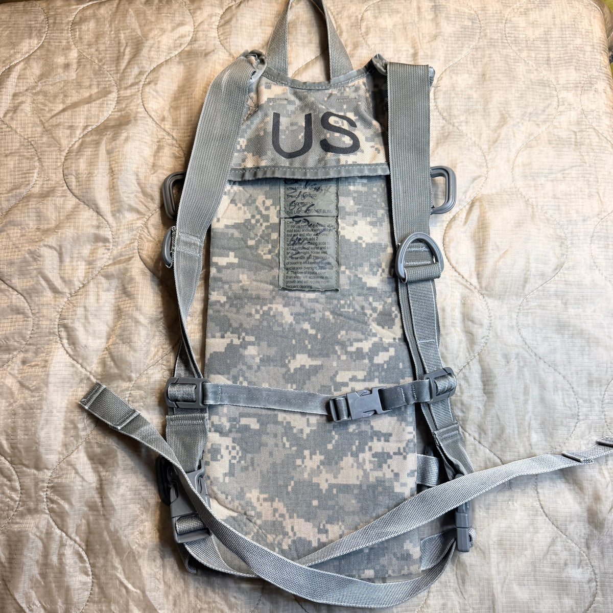 USGI used ACU 3-liter Hydration Pouch. Bladder not included